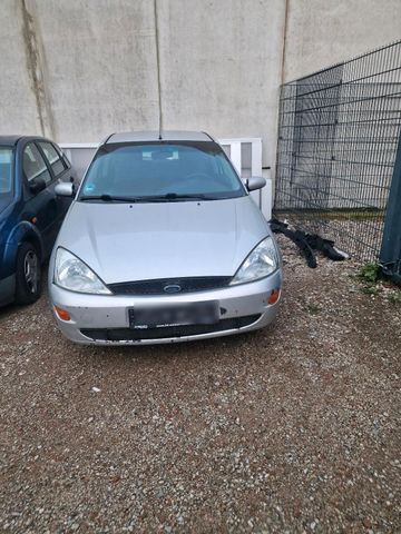 Ford focus 2000 ,automatisch, 1.6 Benzin