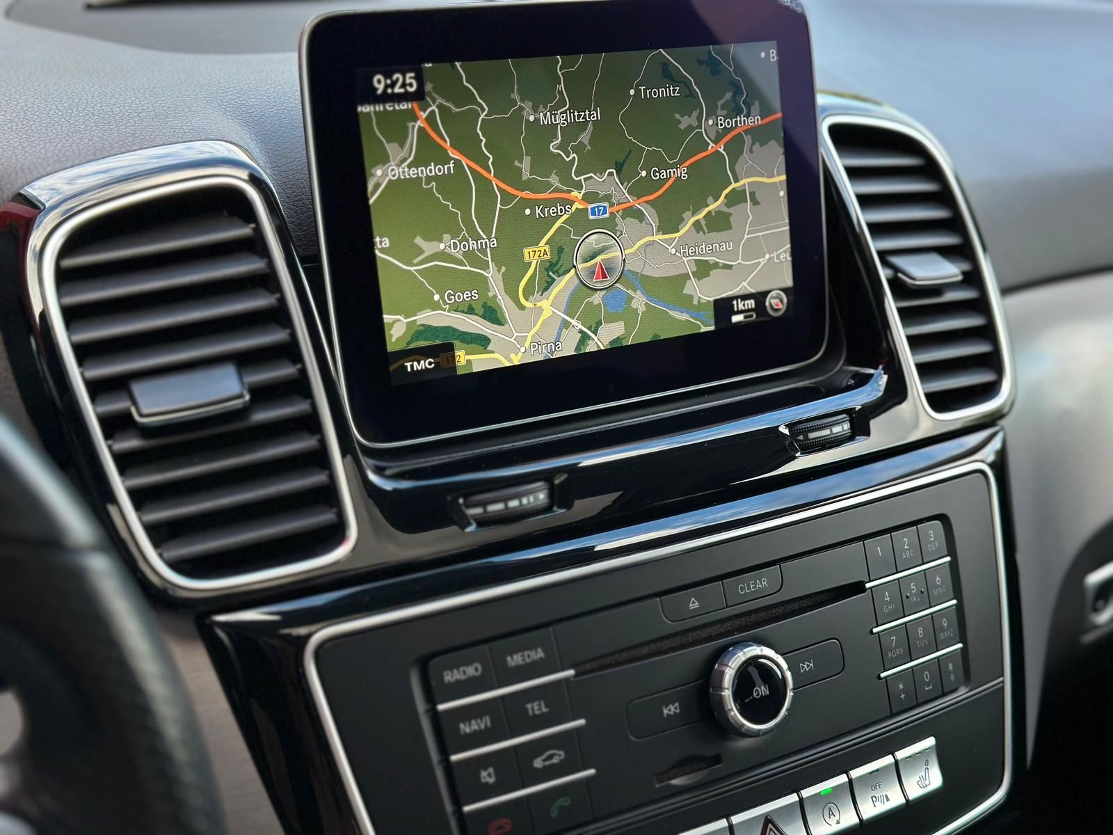 MERCEDES-BENZ GLE500 AMG 4M* LED#PANO#360#AHK#4xSHZ#ACC#SPUR - Image 12
