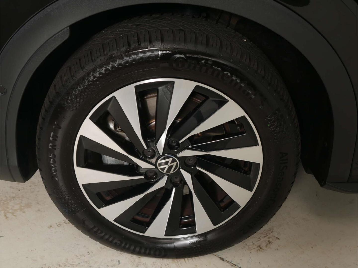 Volkswagen T-Roc 1.5 eTSI Life DSG NAV/LED/ACC/RFK/17'', миниатюра 9