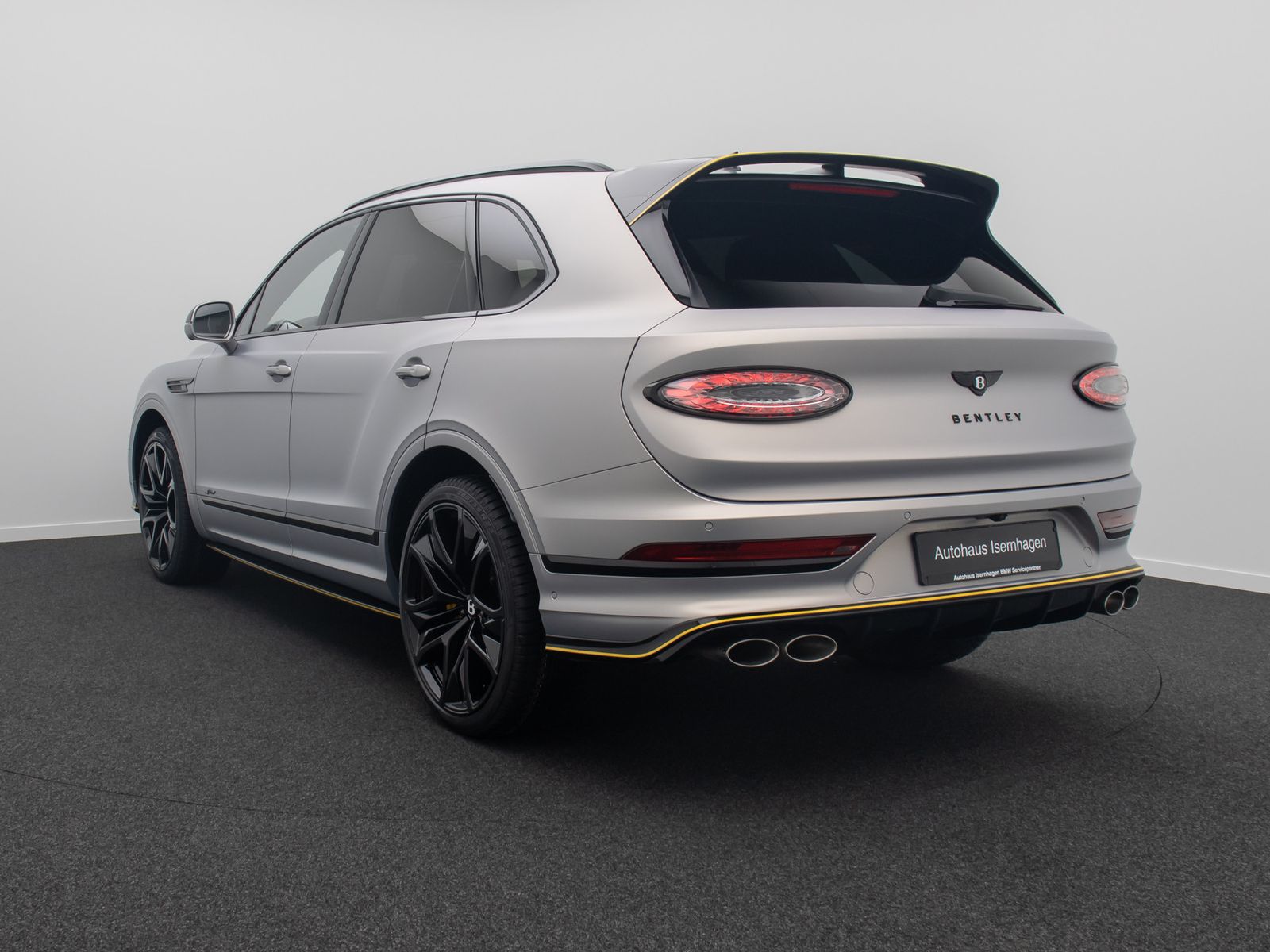 Fahrzeugabbildung Bentley Bentayga 4.0 V8 Speed Individual Carbon MegaVoll