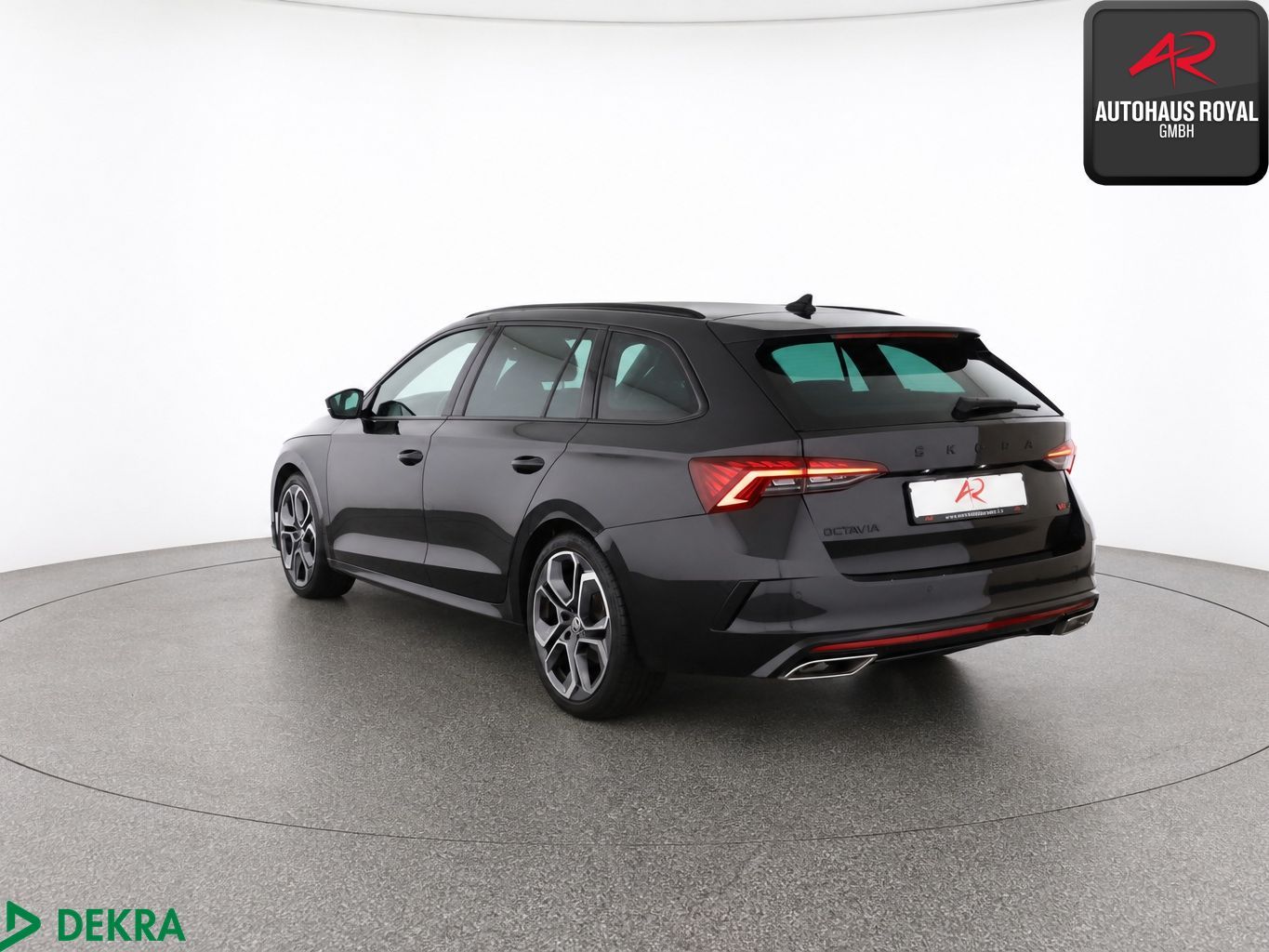 Skoda Octavia Combi 2.0 TDI RS HUD,MASSAGE,KEYLESS,ACC imagem 3
