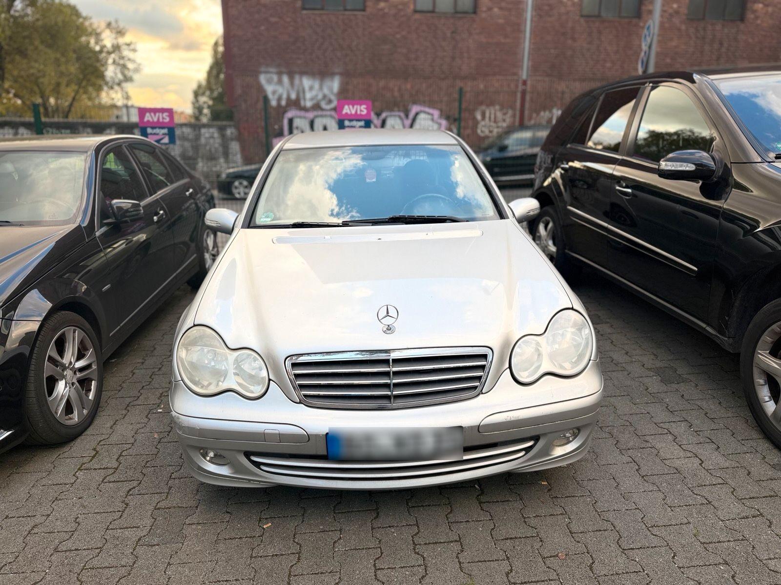 Mercedes-Benz C 180