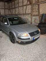 Volkswagen Passat  - Volkswagen Passat aus 2000: Kombi