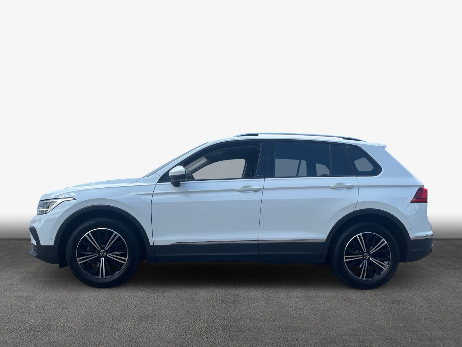 Volkswagen Tiguan 1.5 TSI Active IQ.Drive Kamera Navi foto 4