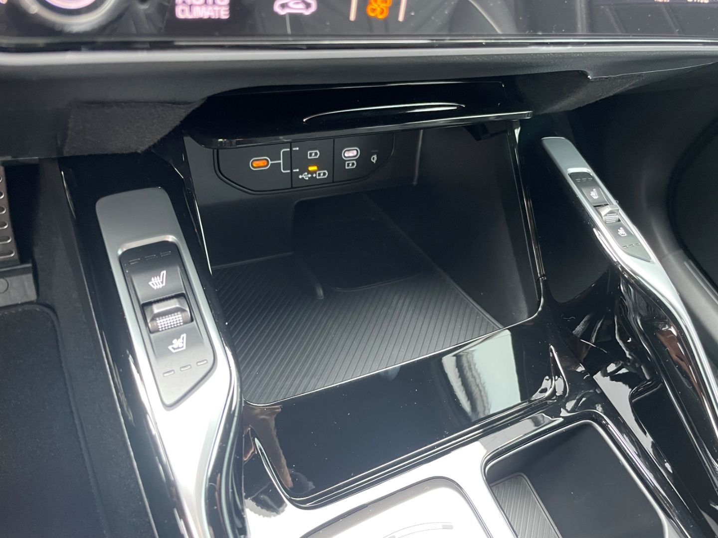 Fahrzeugabbildung Kia Sorento Platinum 4WD 7Sitze totWinkAss 360Kamera