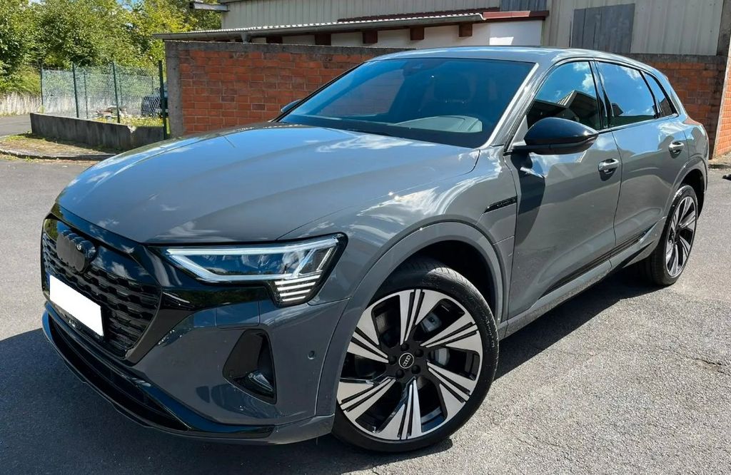 Audi Q8 e-tron