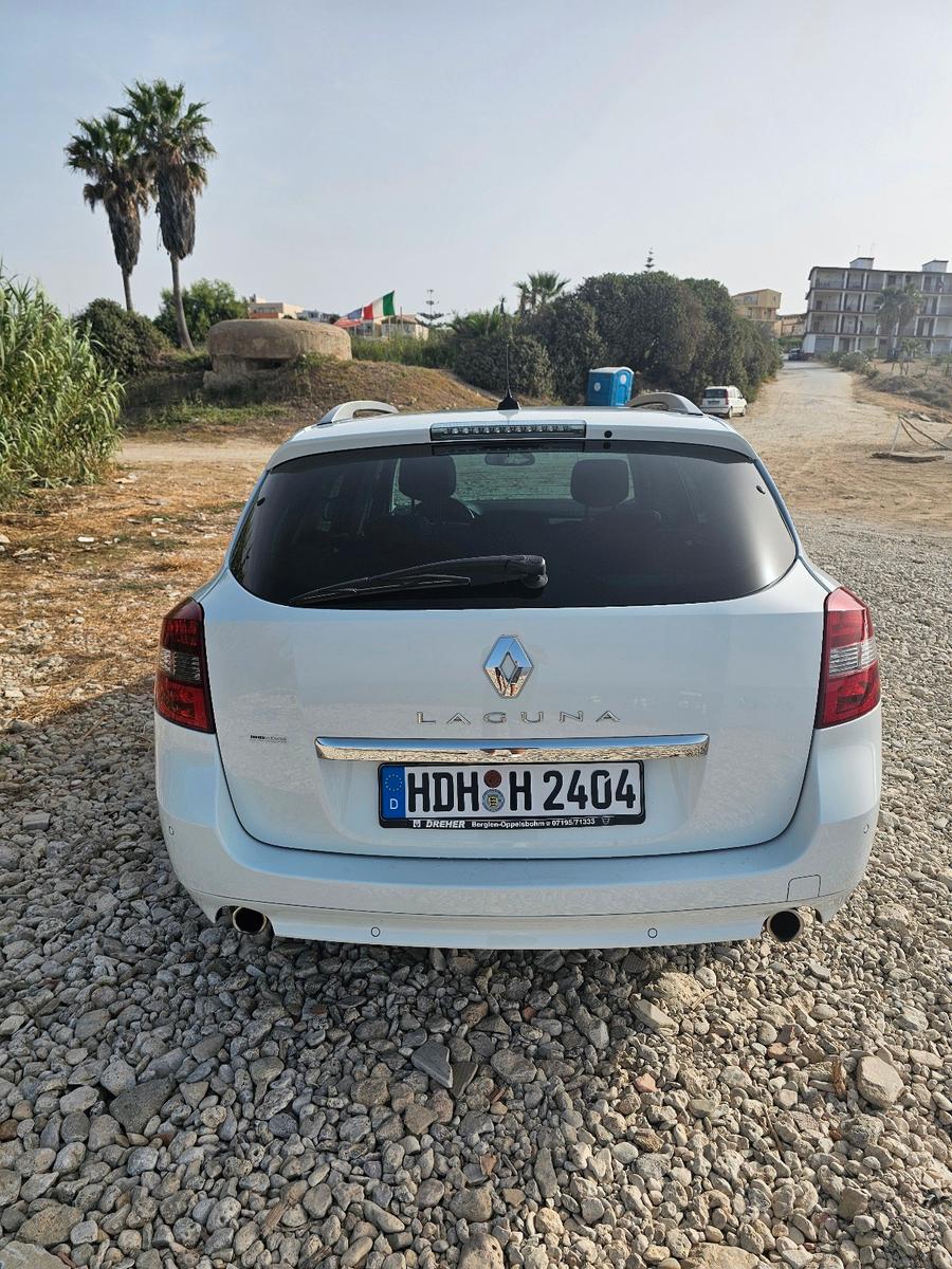Renault Laguna 2015 — photo 5