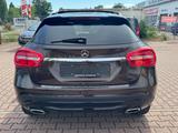 Mercedes-Benz GLA 200 d 4 Matic AHK+PANO+CAM+MEMORY+DISTRONIC+ - Mercedes-Benz GLA-Klasse Gebrauchtwagen in Stuttgart
