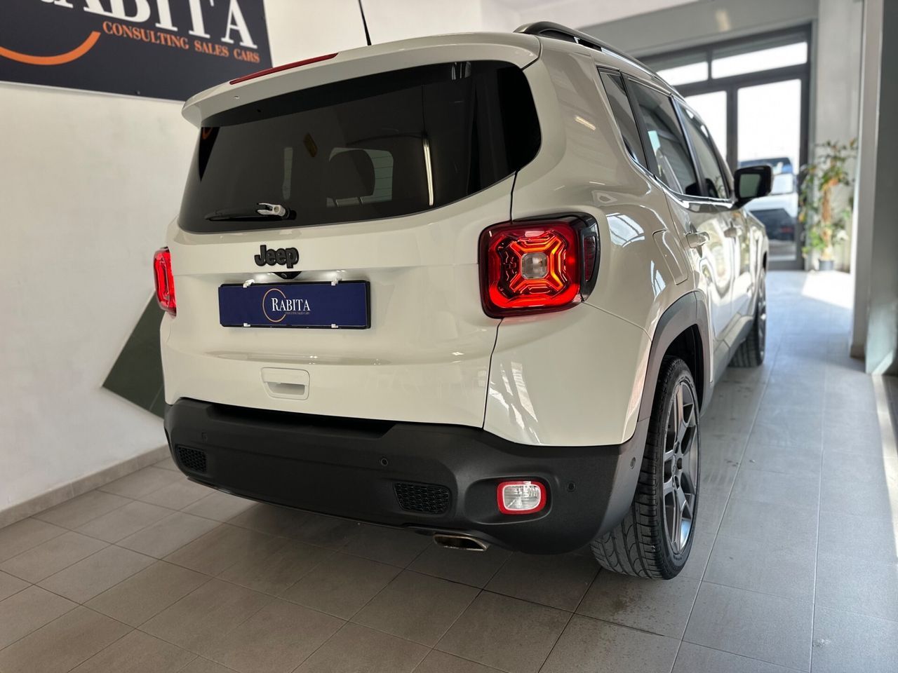Jeep Renegade 1.3 T4 DDCT Limited 66.000Km 12/20 imagem 2