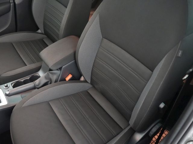 Octavia COMBI AMBITION TDI+NAVI+SITZHEIZUNG+PARK