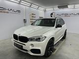 BMW X5 xDrive35i M Paket AHK MFL NAVI KLIMA RFK SHZ - BMW X5: Weiß