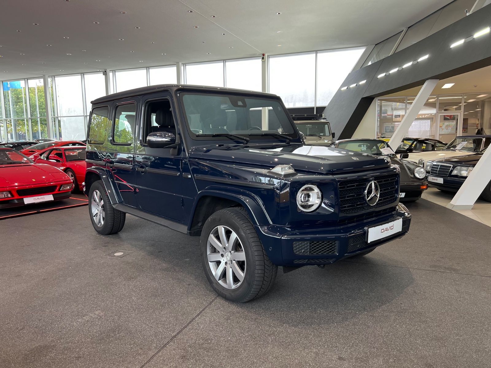 Mercedes G 400