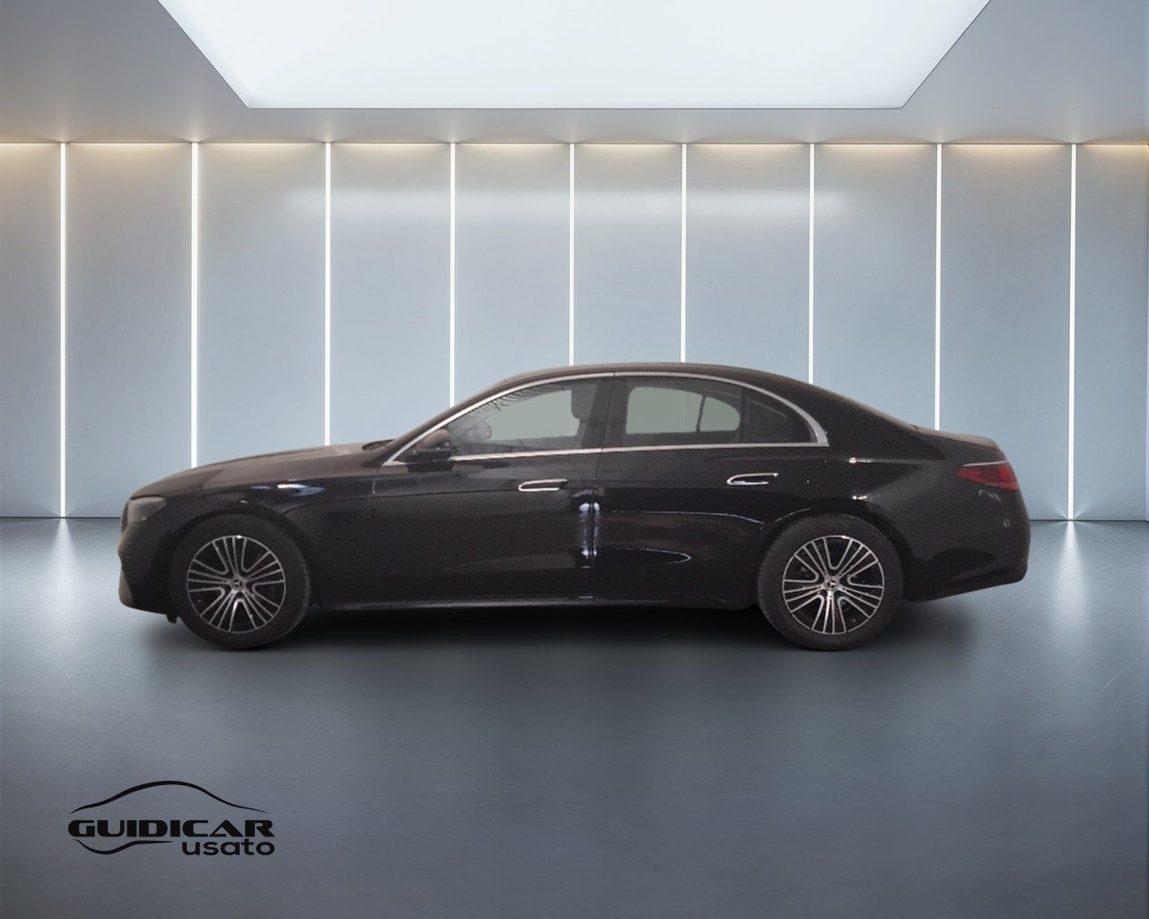 Mercedes-Benz Classe E- W214 Berlina - E 200 d A imagem 3