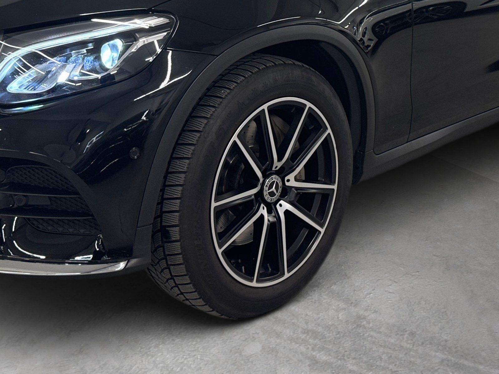 Fahrzeugabbildung Mercedes-Benz GLC 250 4M AMG*Distronic*LED*Comand*AHK*360*Totw