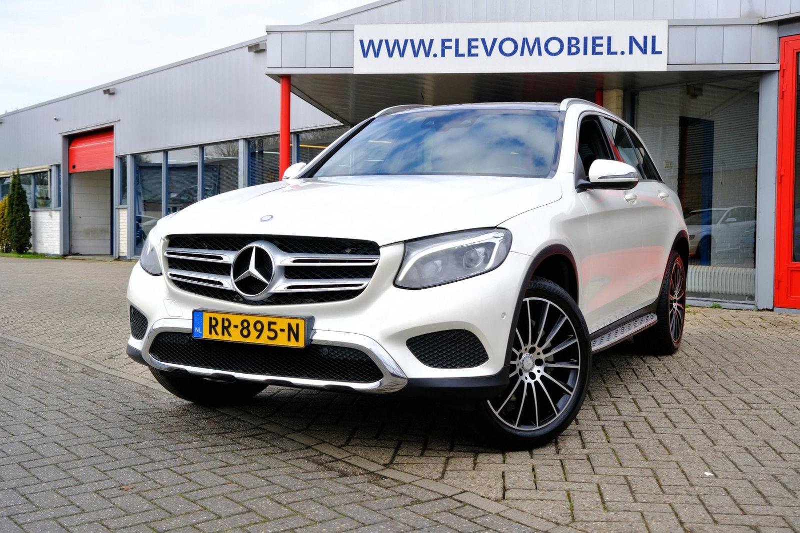 Mercedes-Benz GLC 250 4MATIC Edition 1 Aut. Pano|Burmester|Hal