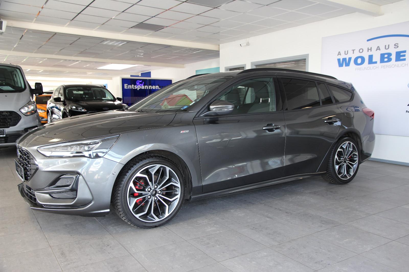 Ford Focus Turnier ST-Line X LED/18"/PANORAMA/GJR/AGR