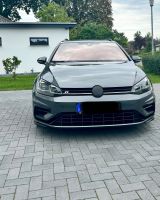Volkswagen Golf 2.0 TSI  DSG 4MOTION R Variant Performance  - Volkswagen Golf mit Benzin-Antrieb: Kombi, 2.0