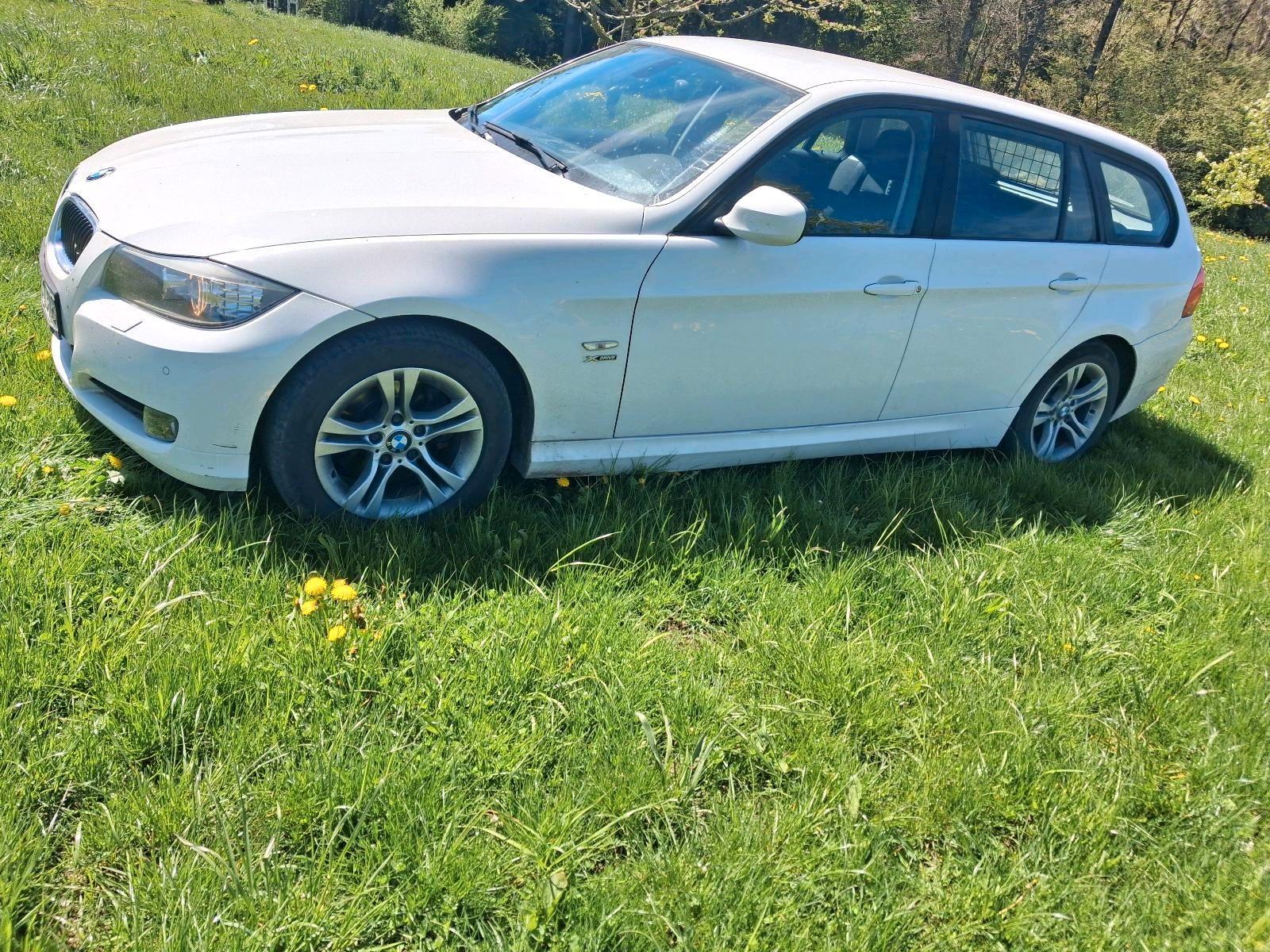 BMW 320 2009 — engine 184 HP (135kW)