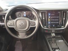Fahrzeugabbildung Volvo V60 Kombi T4 Momentum Pro NAVI/LED/AHK/PDC+CAM