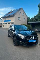 Nissan Qashqai+2 2.0 dCi 4WD; 7-Sitzer, Pano - Nissan Qashqai+2: Allradantrieb, 0