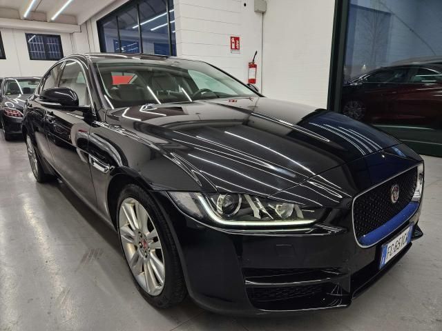 Jaguar XE XE 2.0d Portfolio 180cv auto/ tagliand