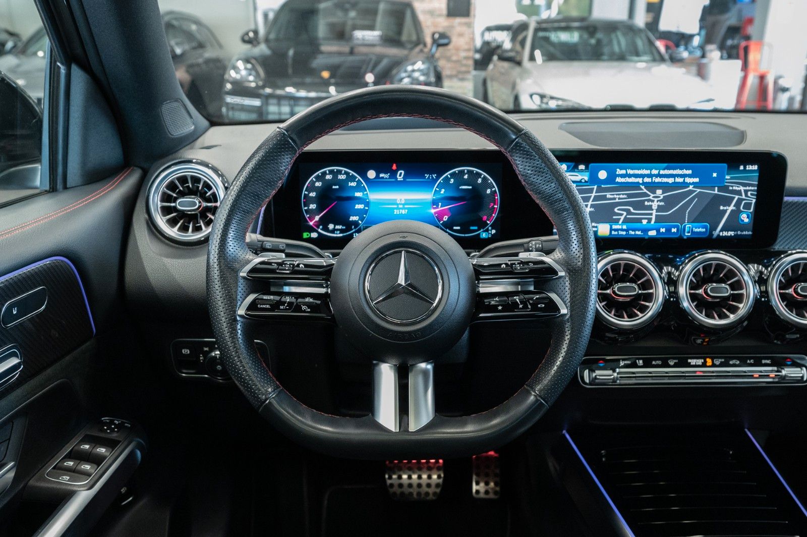 Mercedes-Benz GLB250 4M AMG-LINE NIGHT PANO AHK 360° MEMORY foto 17