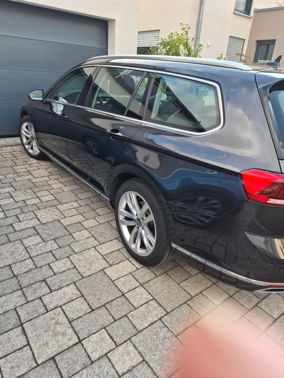 Image of Volkswagen Passat Variant