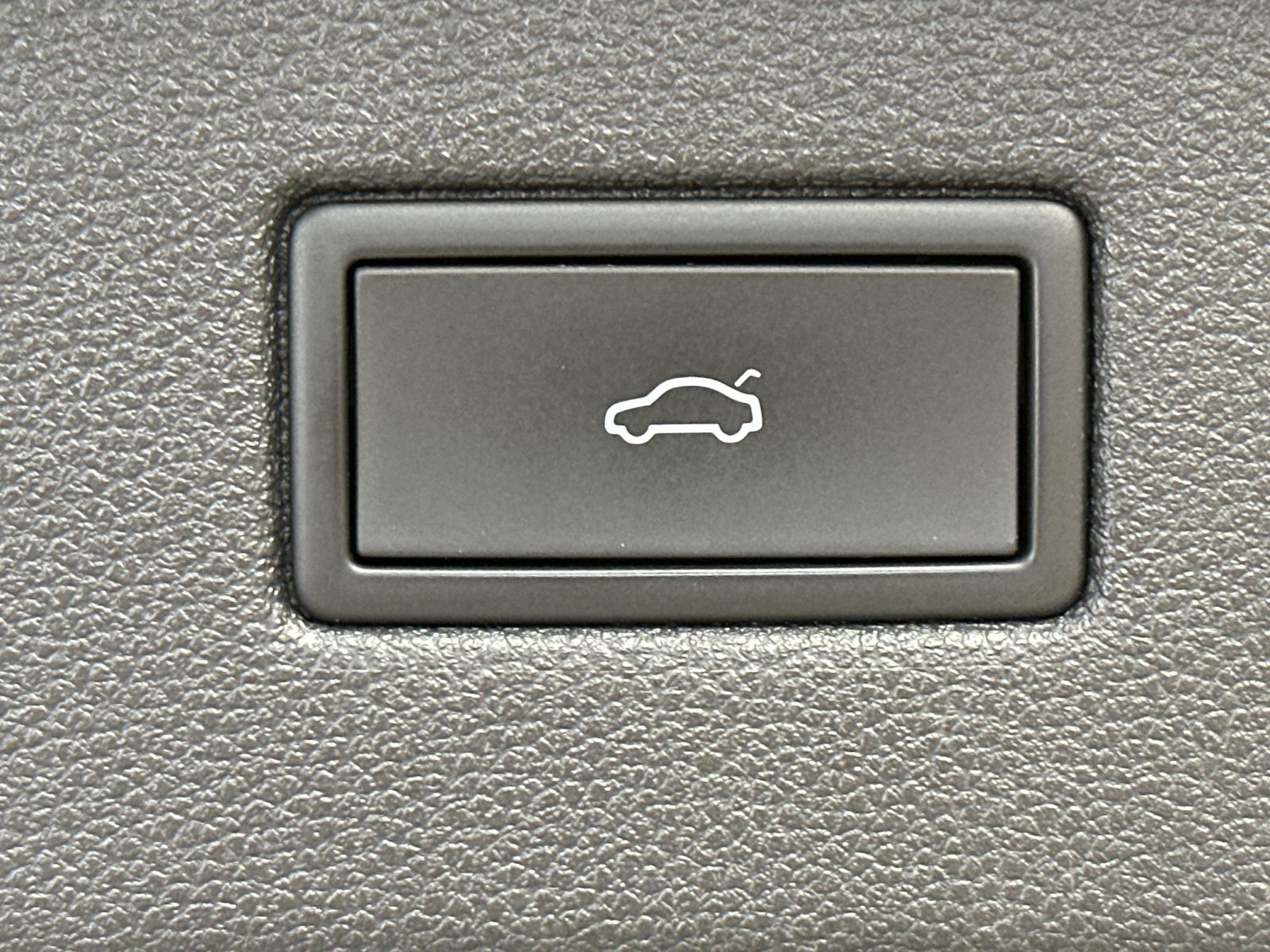 Fahrzeugabbildung SEAT Tarraco 2.0 TDI DSG FR NAV+LED+VCOCK+KAM+CARPLAY