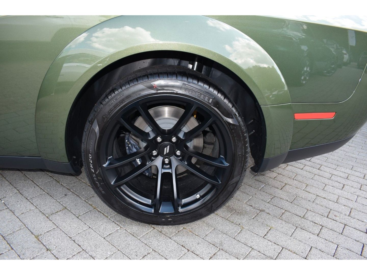 Fahrzeugabbildung Dodge Challenger 6.4 V8 HEMI R/T Scat Pack+Widebody+KA