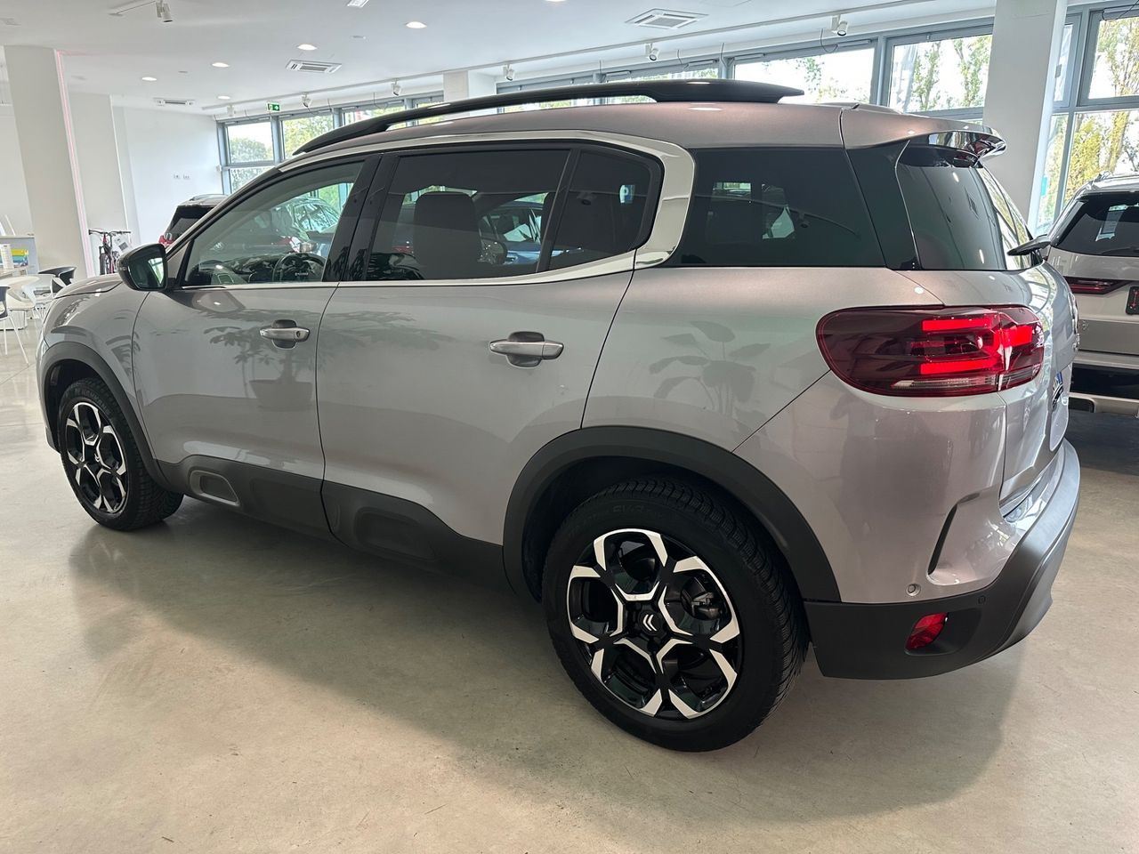 Citroën Citroen C5 Aircross PureTech 130 EAT8 Shine NEOP imagem 3