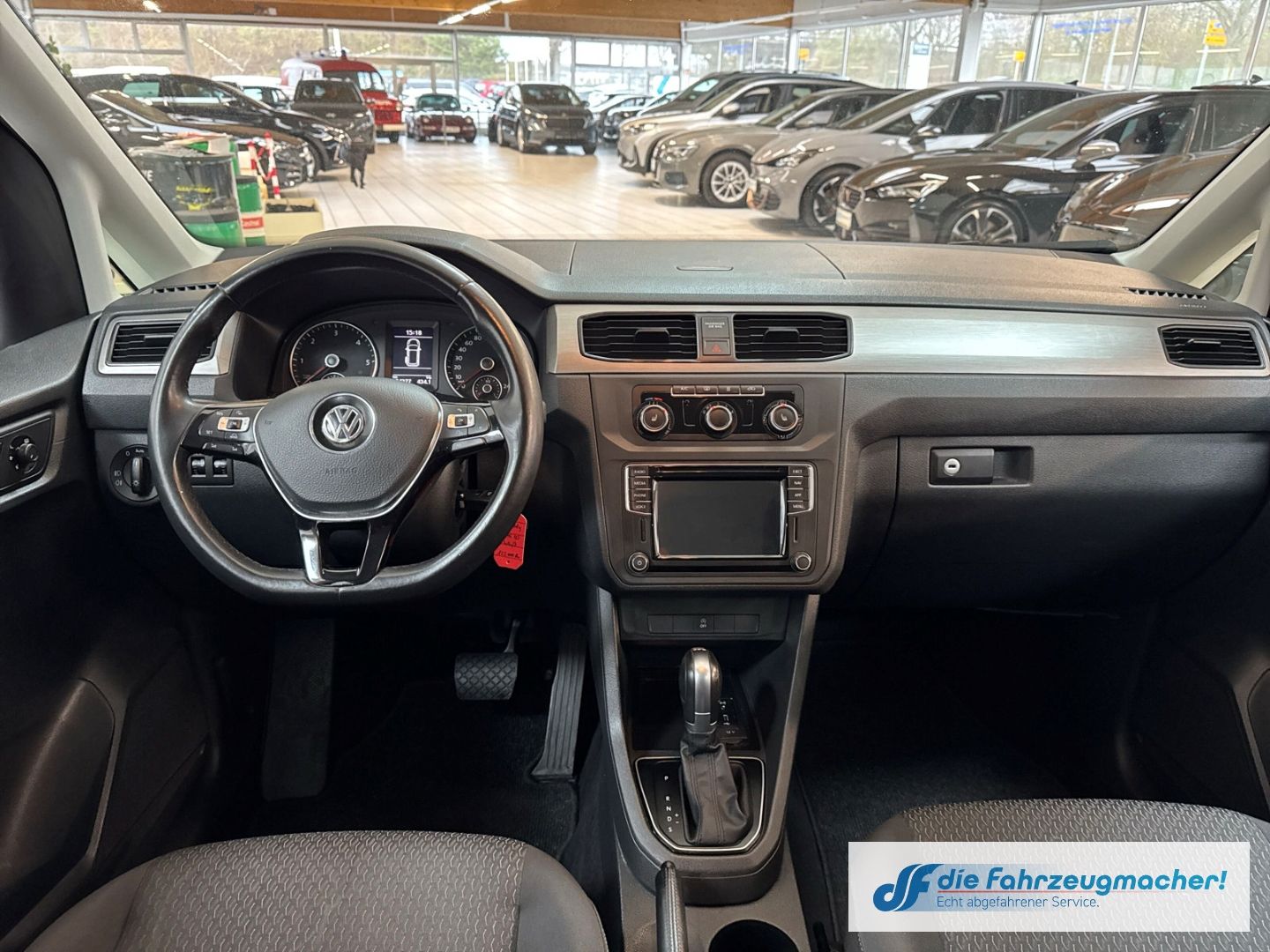 Fahrzeugabbildung Volkswagen Caddy Trendline BMT Navi SHZ Notbremsass. Temp P