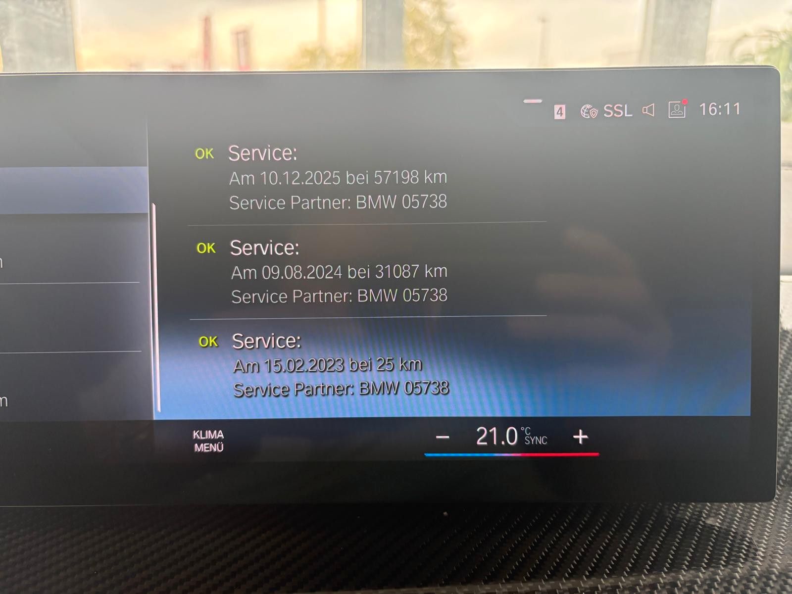 Fahrzeugabbildung BMW X7 xDrive 40 i M Sport/Voll/Skylounge, gestik