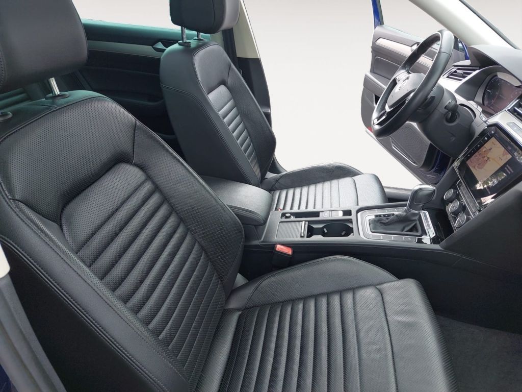 Fahrzeugabbildung Volkswagen Passat Alltrack 2.0 TDI 4Motion DCC AHZV Navi