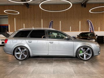 Audi A4 Avant 3.0 TDI quattro *NAVI*BI-XENON*TEMPOMAT