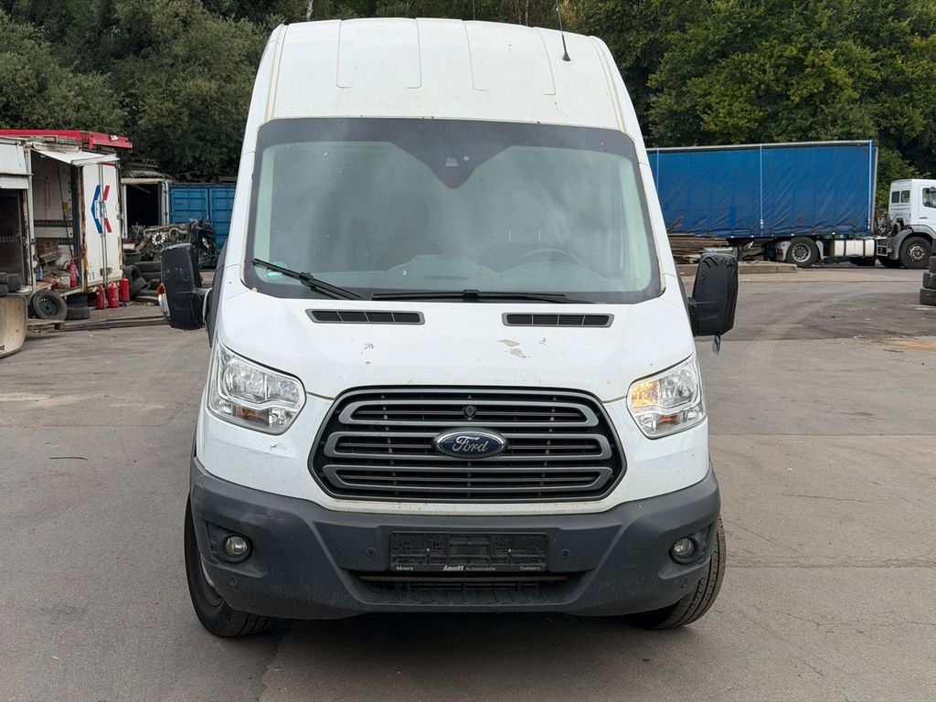 Image of Ford Transit