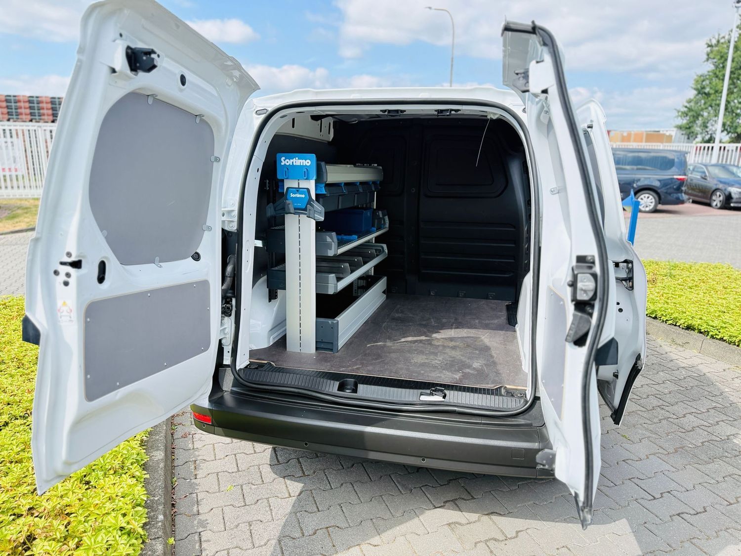 Fahrzeugabbildung Mercedes-Benz Citan 108 CDI PRO, 3-Sitze, Klima, PTS, DAB, SHZ