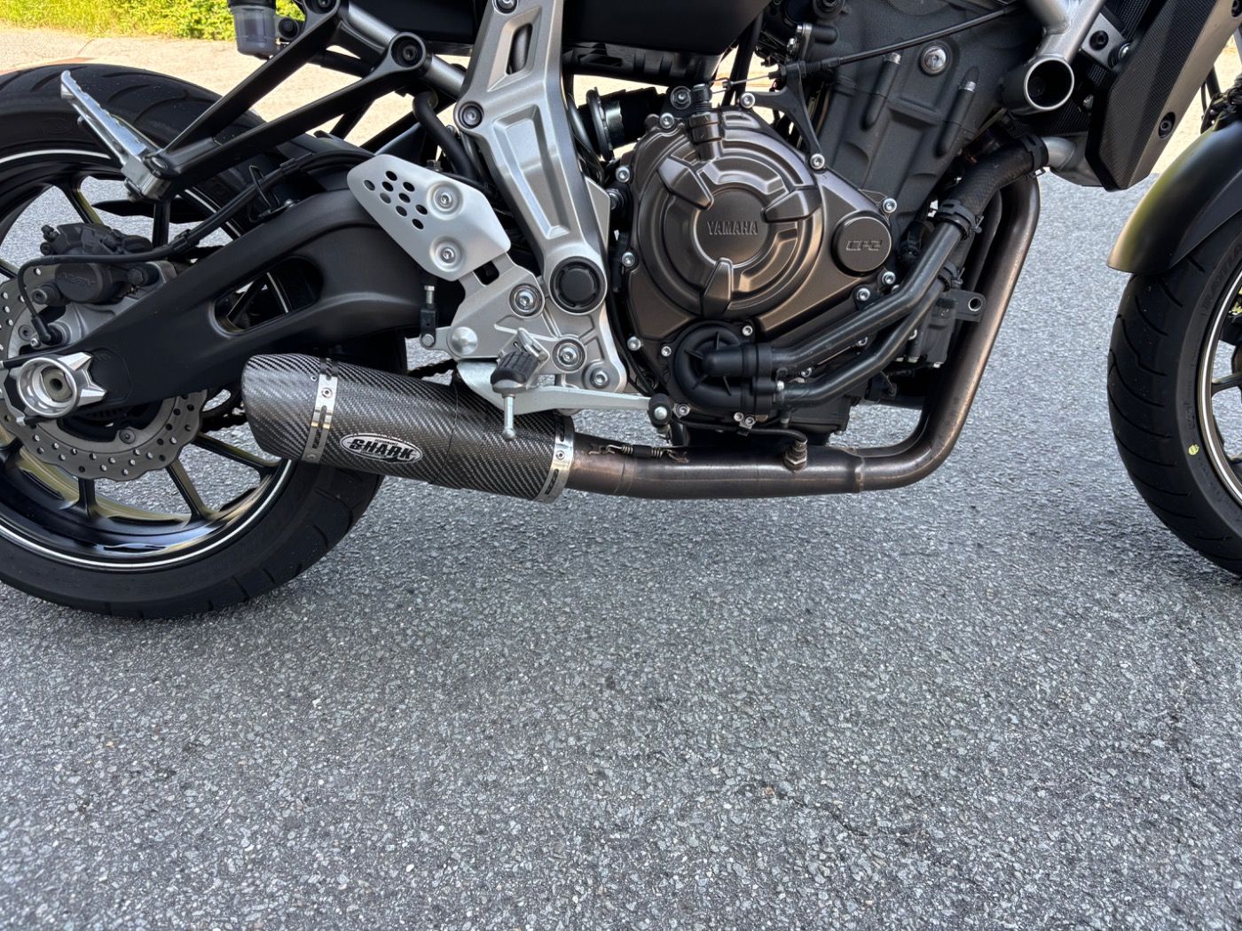 Fahrzeugabbildung Yamaha MT 07 Shark Auspuff kurzer Kennzeichenhalter