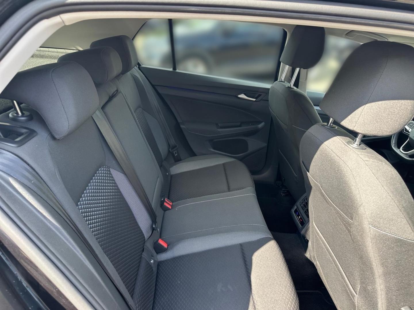 Volkswagen Golf VIII Active 1.5 TSI LED Navi Climatronic Si, миниатюра 21
