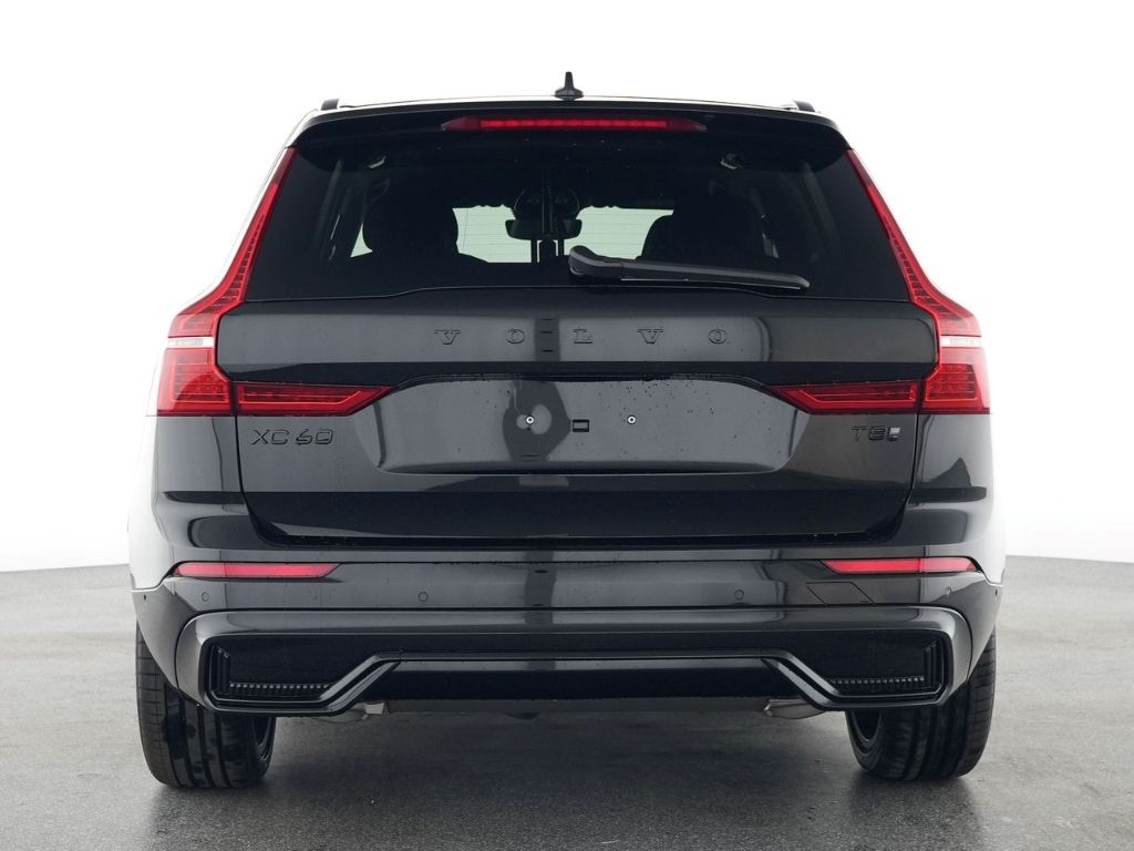 Volvo XC60 Plus Black Edition Recharge Plug-In Hybrid  imagem 3
