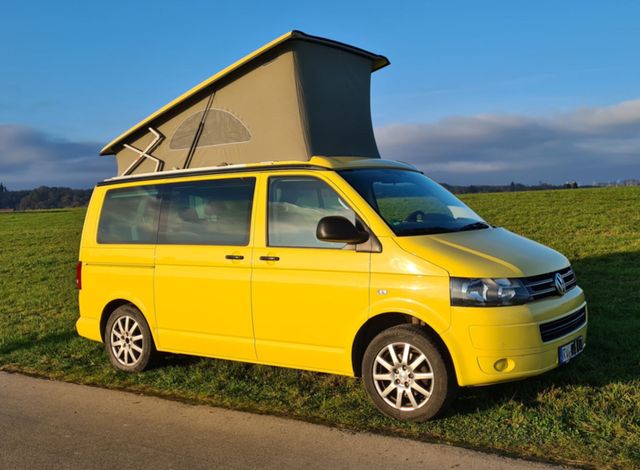 Volkswagen VW T5 California Beach mit Aufstelldach