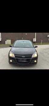 Opel Astra H 1.8 Benziner - Opel Astra aus 2004: Kombi