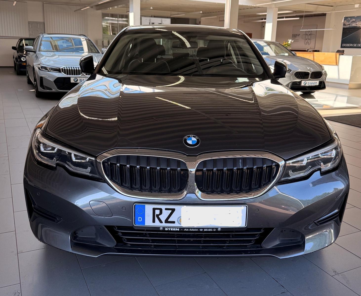 BMW 320i Aut. Advantage