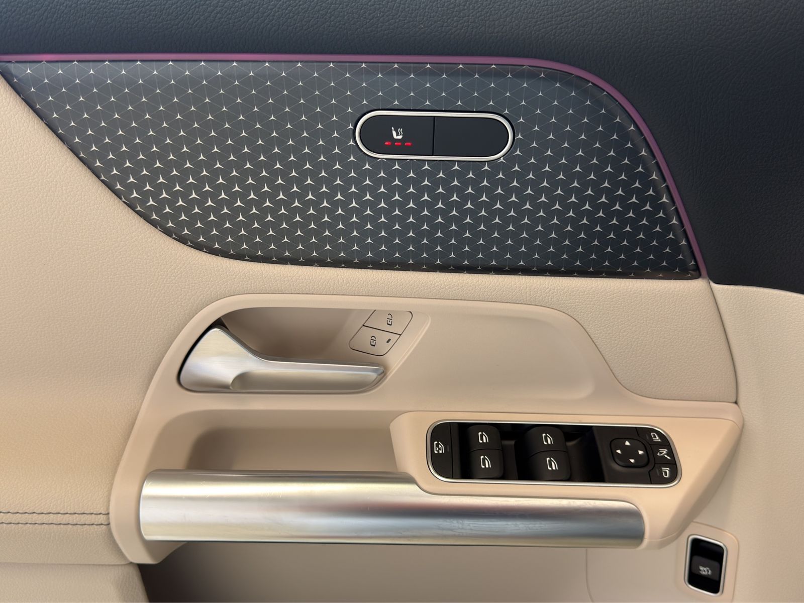 Mercedes-Benz EQA 250 + Progressive Adv.*PanoSHD*Burmester*19" foto 6