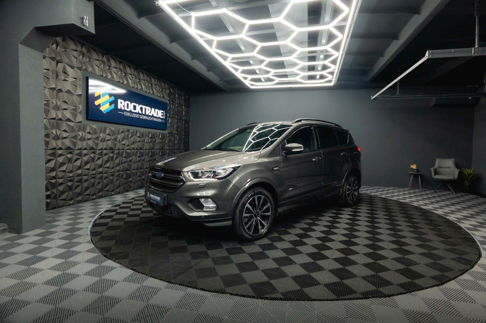 Fahrzeugabbildung Ford Kuga ST-Line 2.0 TDCi 4x4 *LED*Kamera*ACC*DAB*