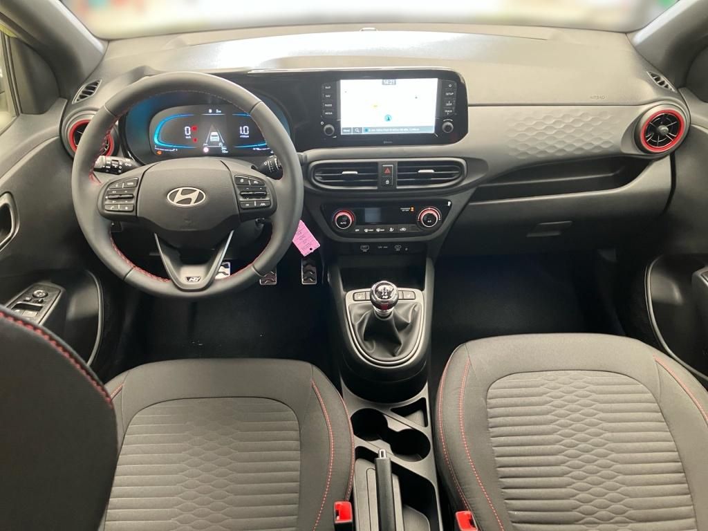 Fahrzeugabbildung Hyundai i10 FL (MY25) 1.0 T-GDI (90 PS) KlimaA Navi PDC