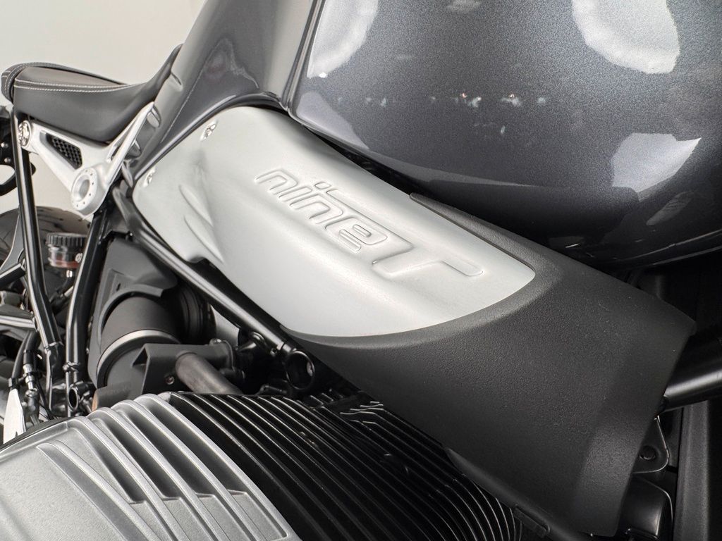 Fahrzeugabbildung BMW R NineT PURE *NEUWERTIG *1.HAND