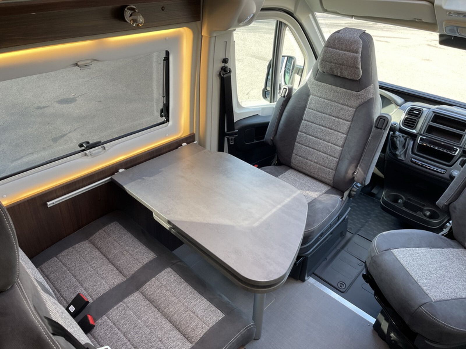 Fahrzeugabbildung Pössl Summit Prime 640 Citroen 165 PS Winterpaket