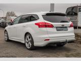 Ford Focus Turnier 1.5 Titanium RückKam Leder Bi-Xeno - Ford Focus Gebrauchtwagen in Dortmund