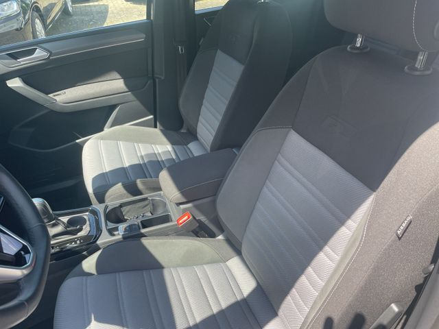 Touran R-Line TSi DSG 7S Navi AZV LED