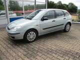 Ford Focus 1,6 Viva Autom. - Ford Focus Viva mit Benzin-Antrieb